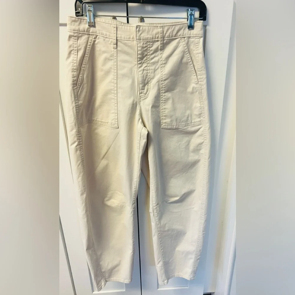 GAP Barrel Leg Patch Pocket Khakis - Picture 1 of 6